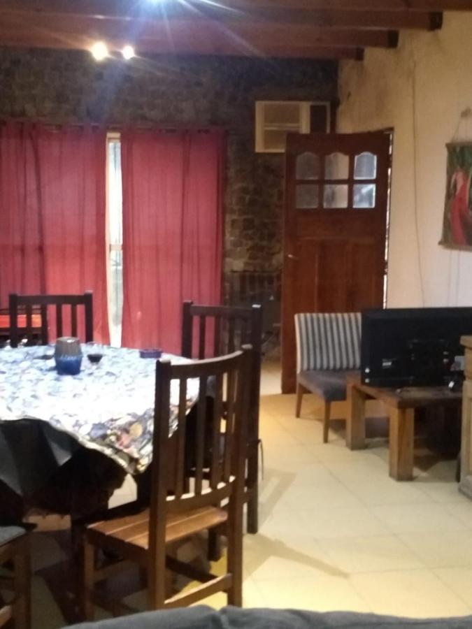 蒙特格兰德 Luis'S House Ezeiza Airport酒店 外观 照片