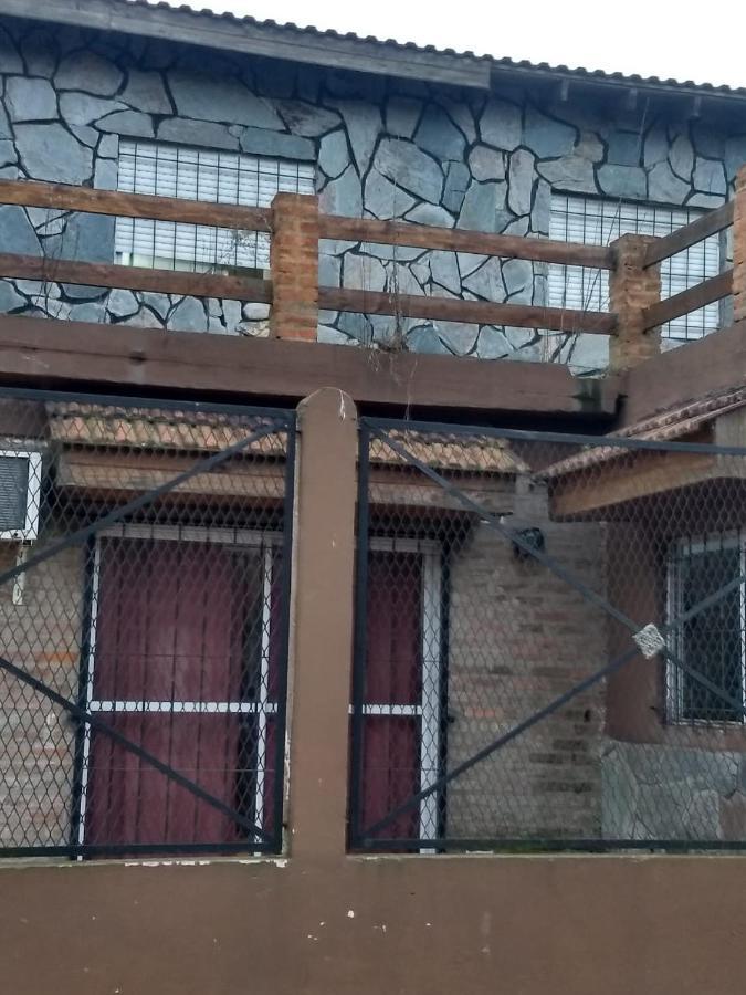 蒙特格兰德 Luis'S House Ezeiza Airport酒店 外观 照片
